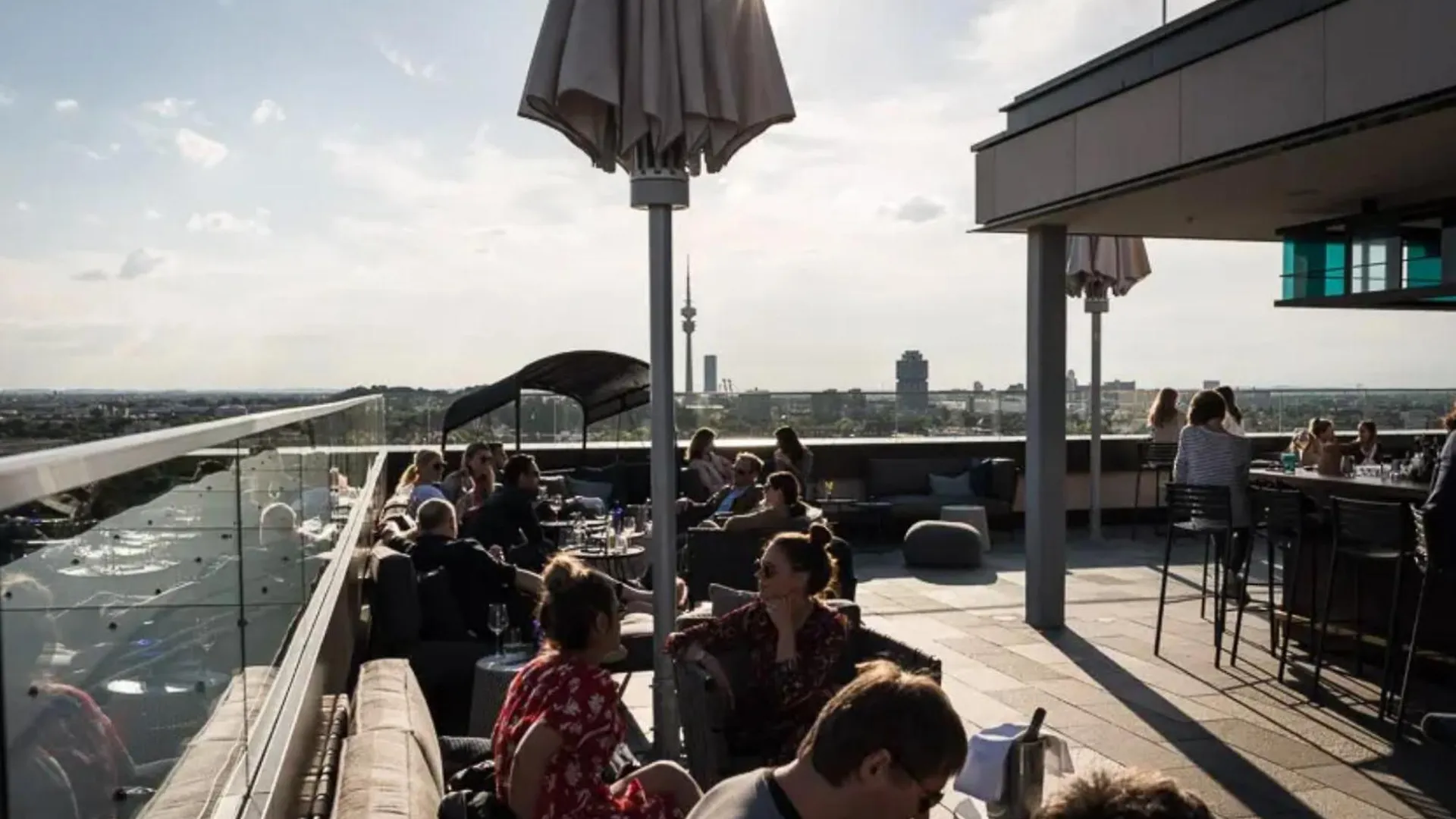 Apartment Great View To Allianz Arena & Free Garage Parking Munich