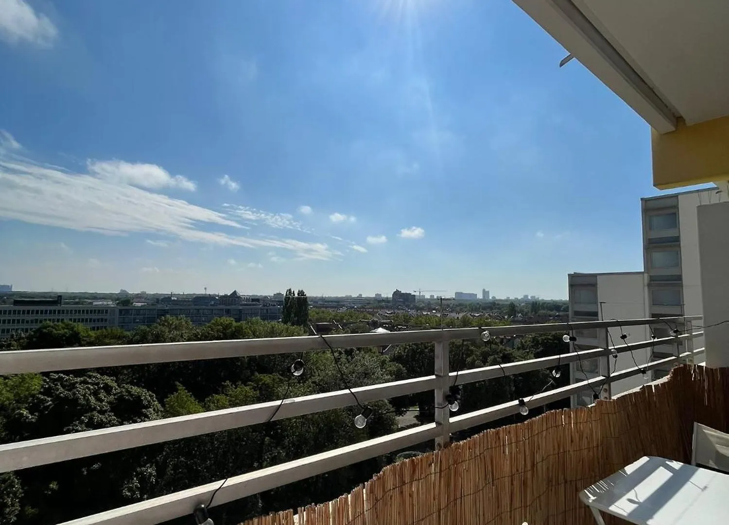 Great View To Allianz Arena & Free Garage Parking Munich